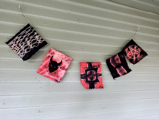 Heavy Metal Dyed Flag Set