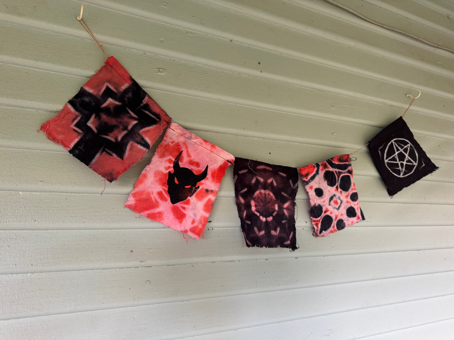 Heavy Metal Dyed Flag Set