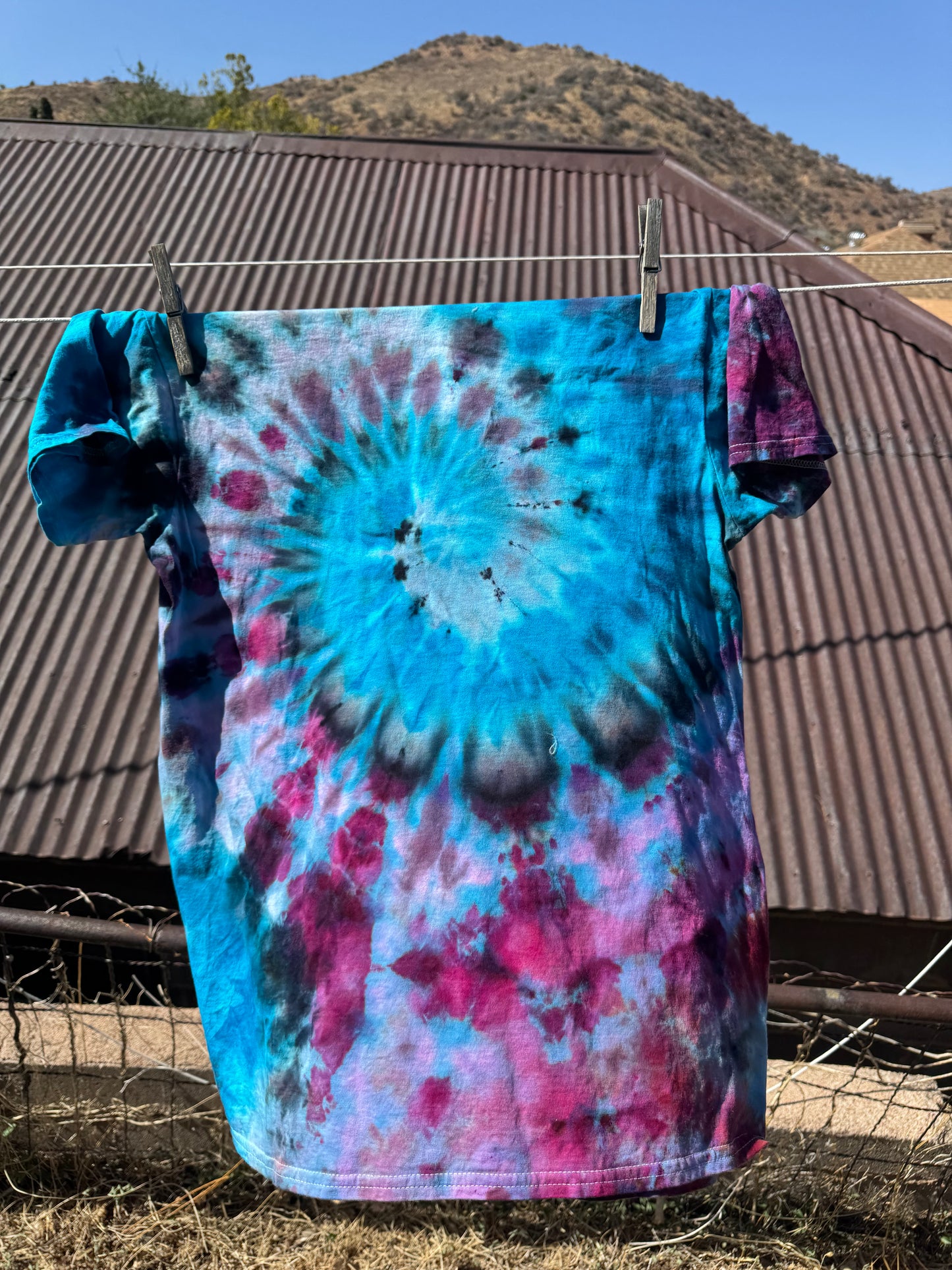 Spiral Tee Unisex Large