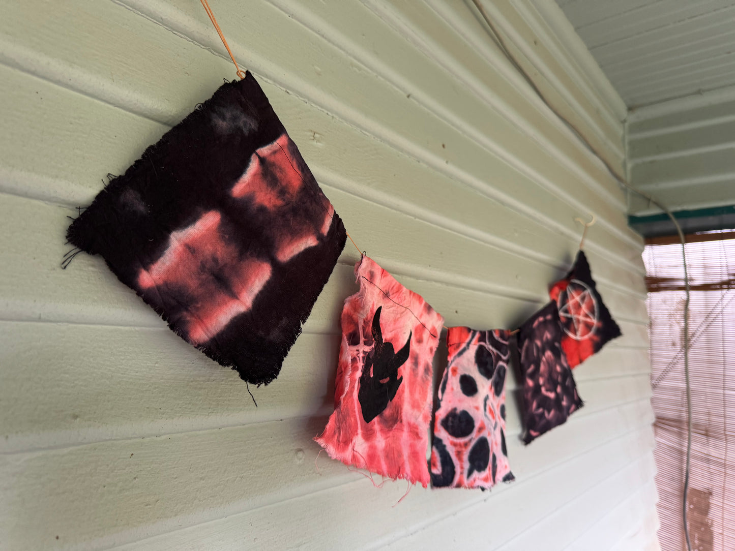 Heavy Metal Dyed Flag Set