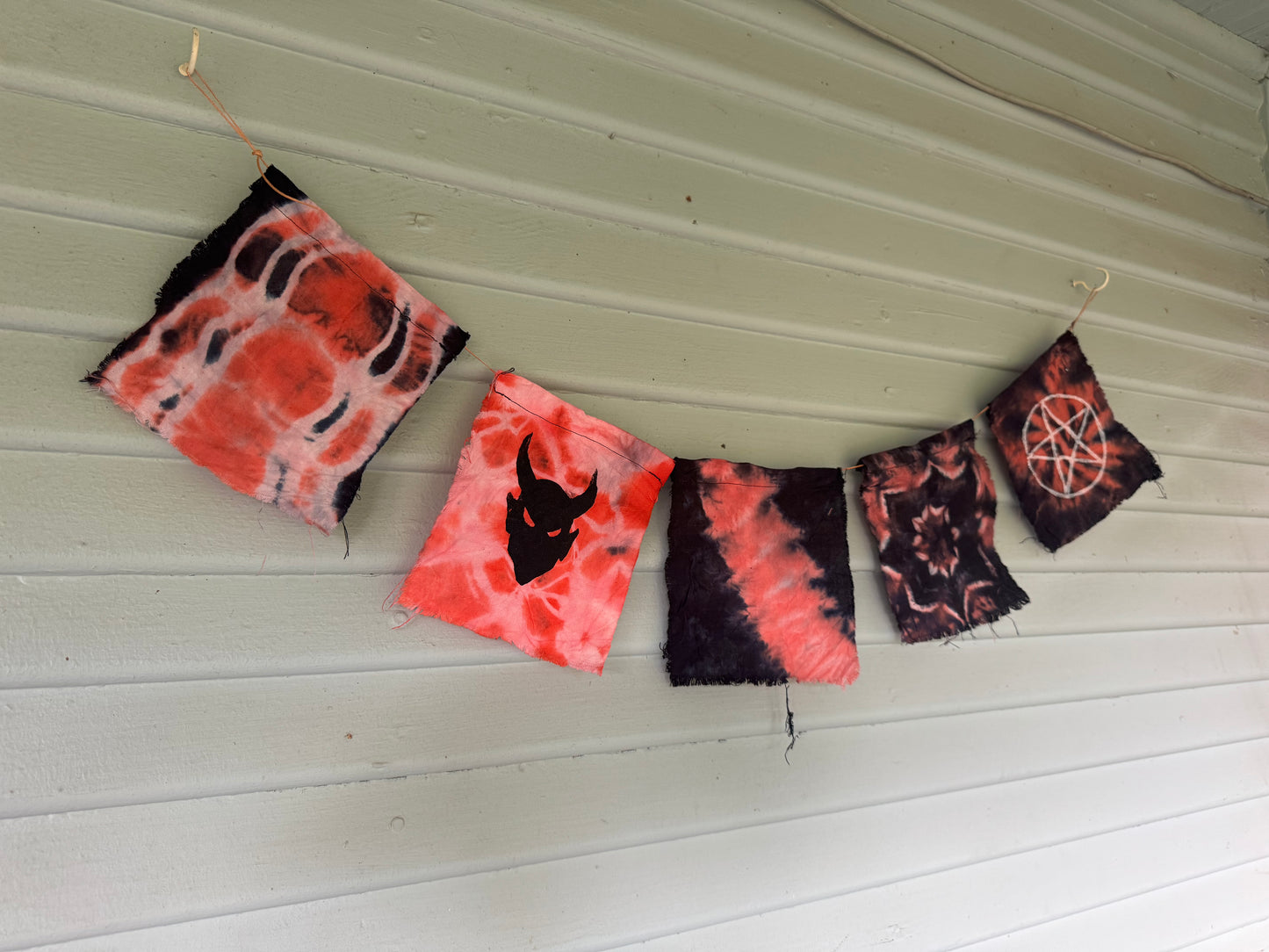 Heavy Metal Dyed Flag Set